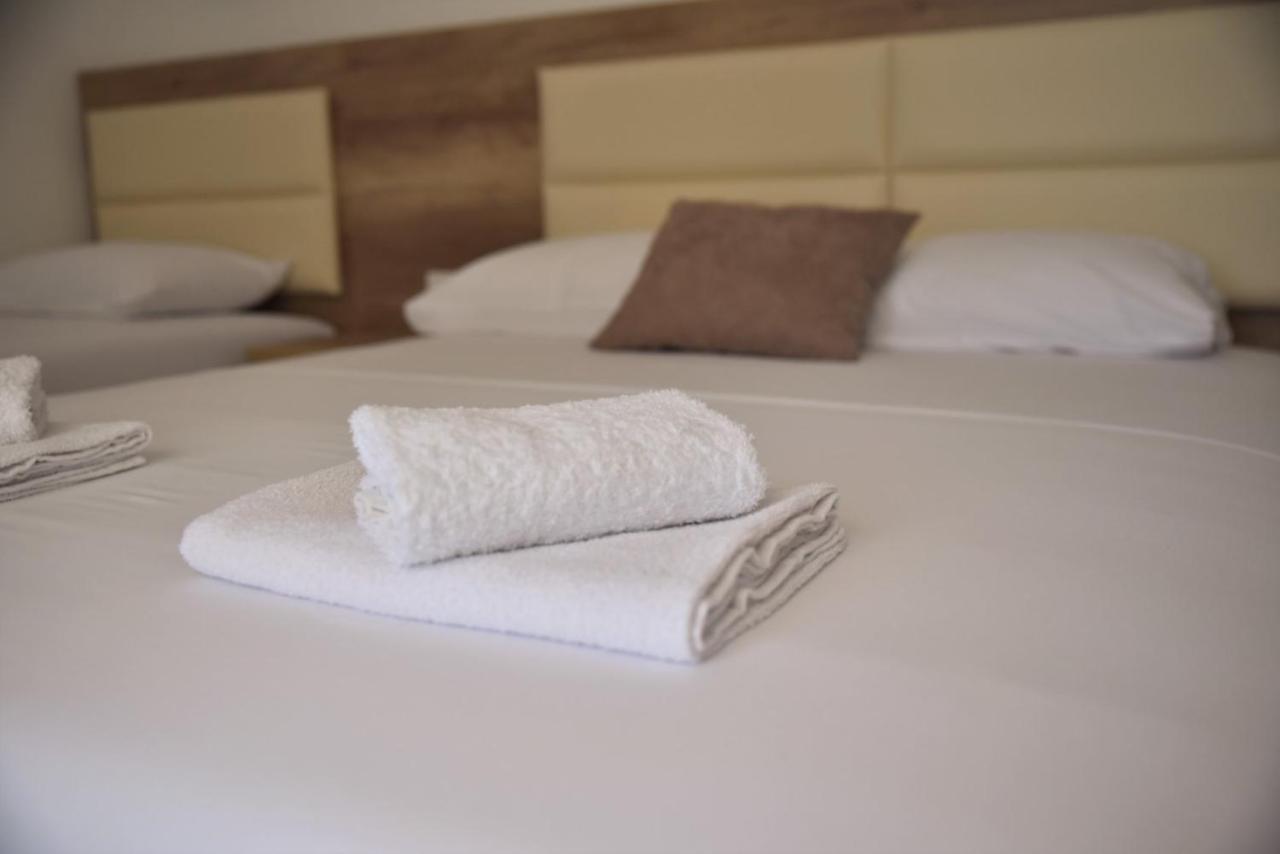 Apartments Kupi Ul Rudaj 41 Ulcinj Quarto foto